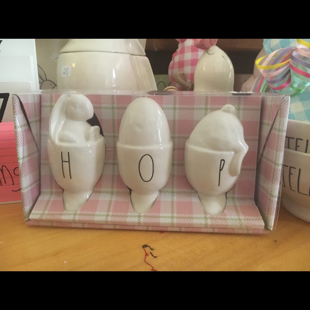 Rae Dunn hop egg